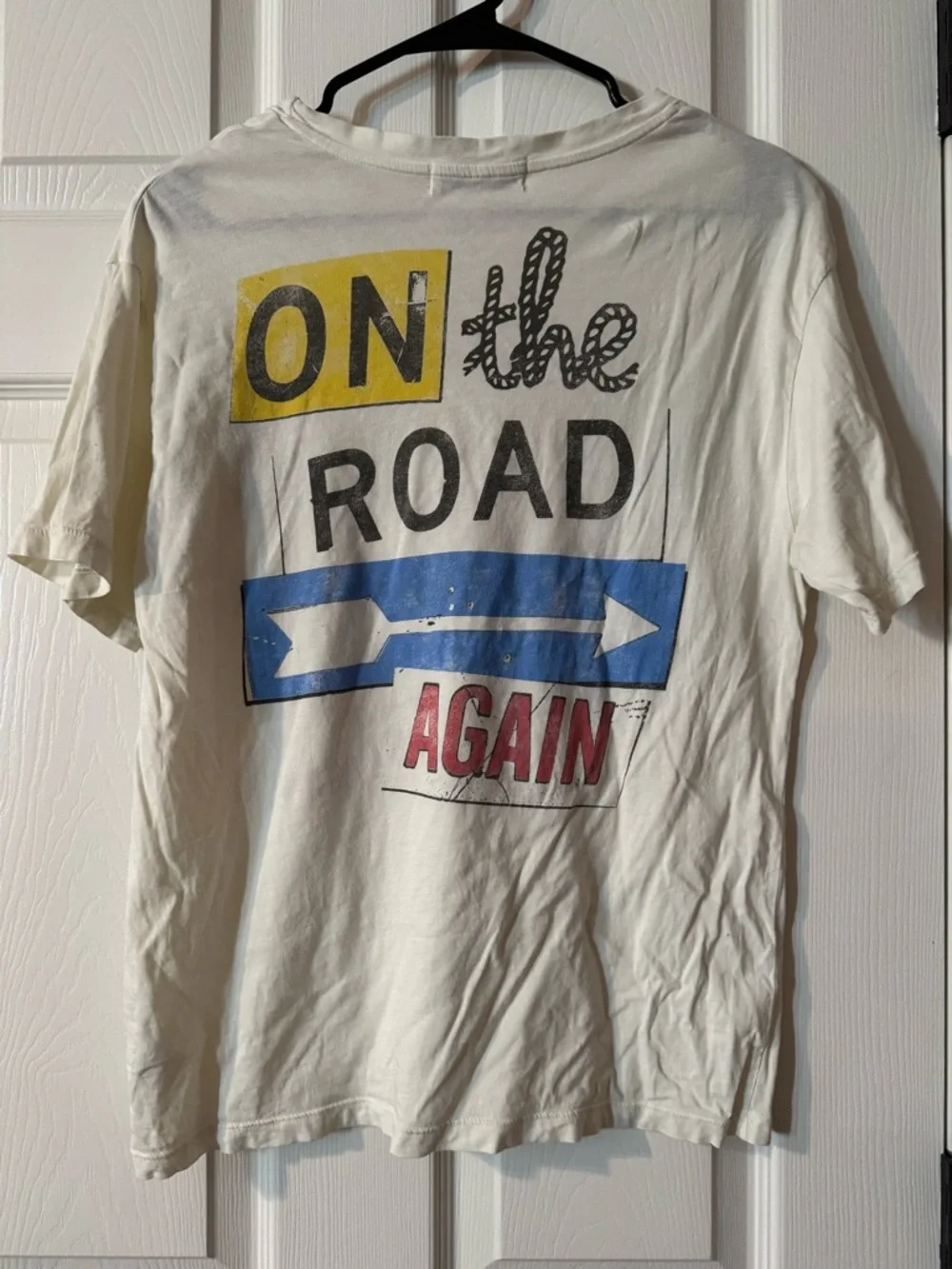 Daydreamer Willie Nelson Small On The Road Again Tee - Picture 4 of 6